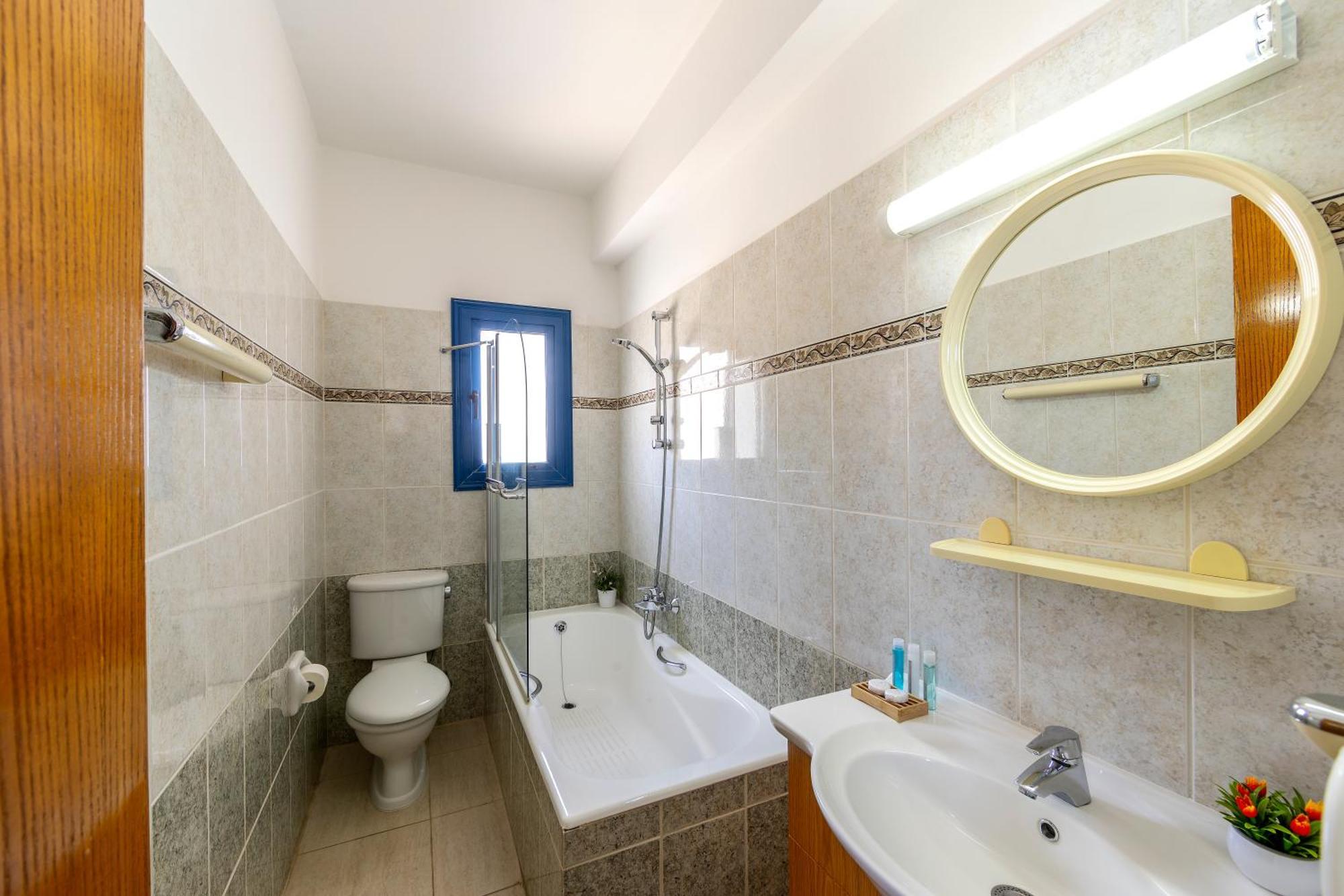 Diana Seaside Villas Pomos Luaran gambar
