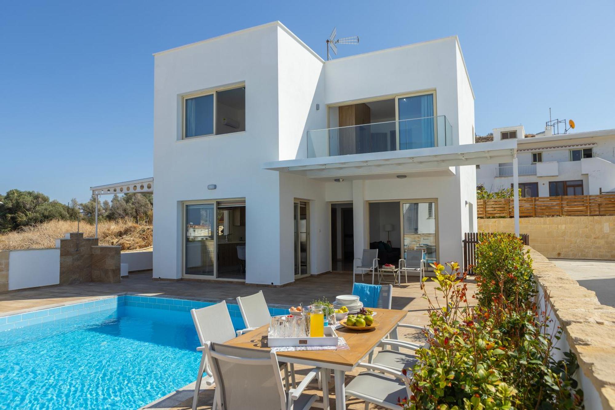 Diana Seaside Villas Pomos Luaran gambar