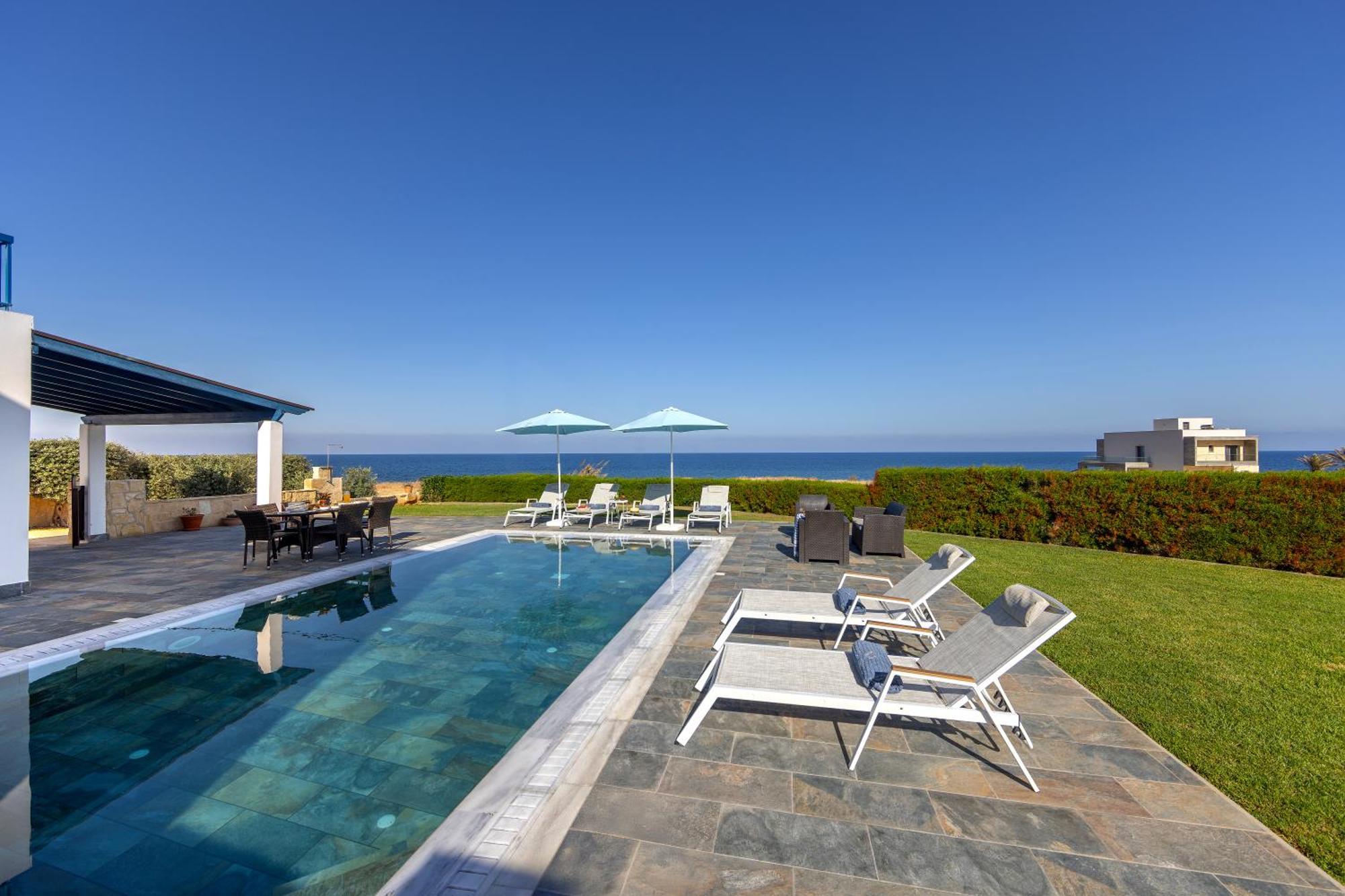 Diana Seaside Villas Pomos Luaran gambar
