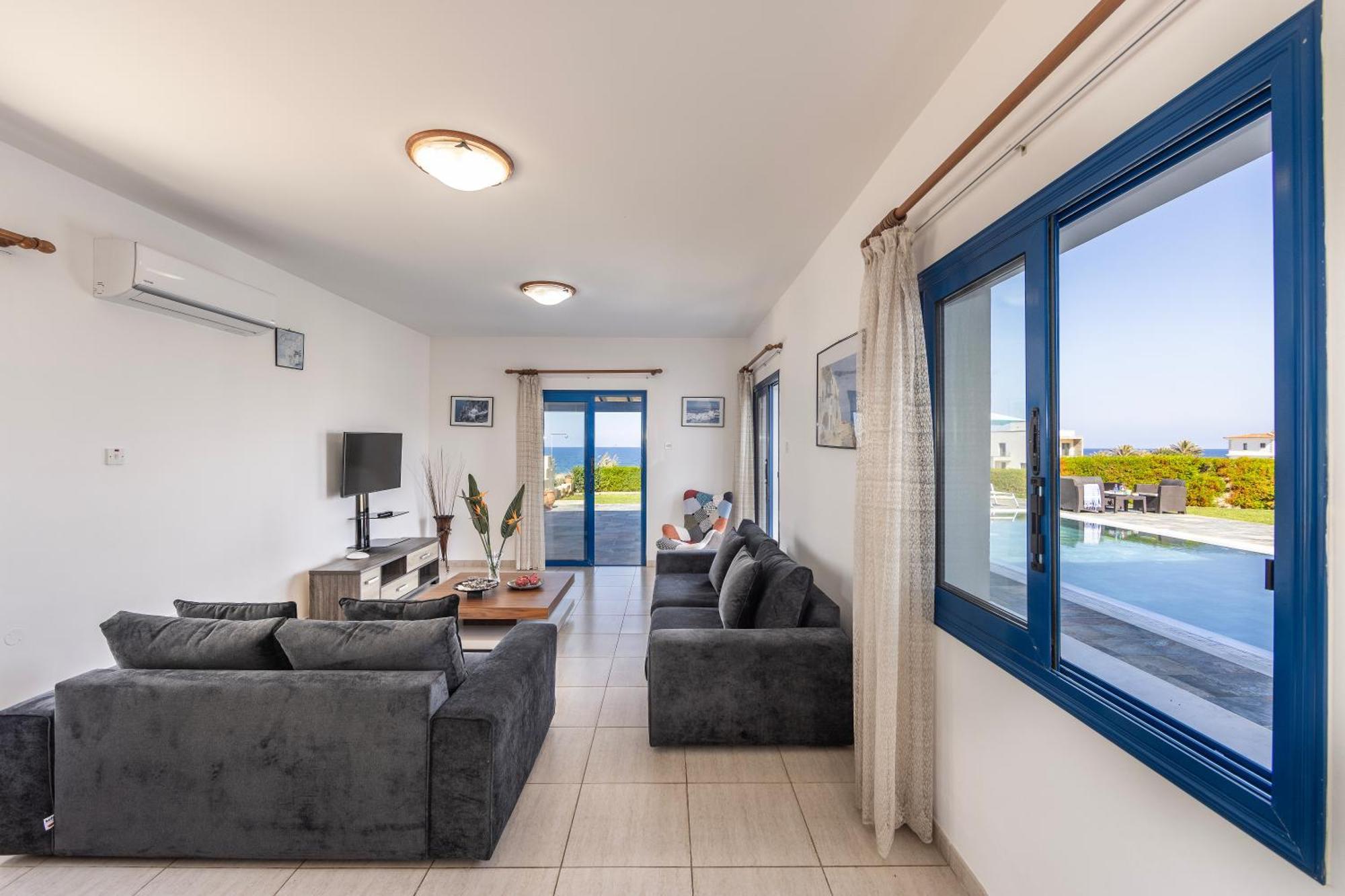 Diana Seaside Villas Pomos Luaran gambar
