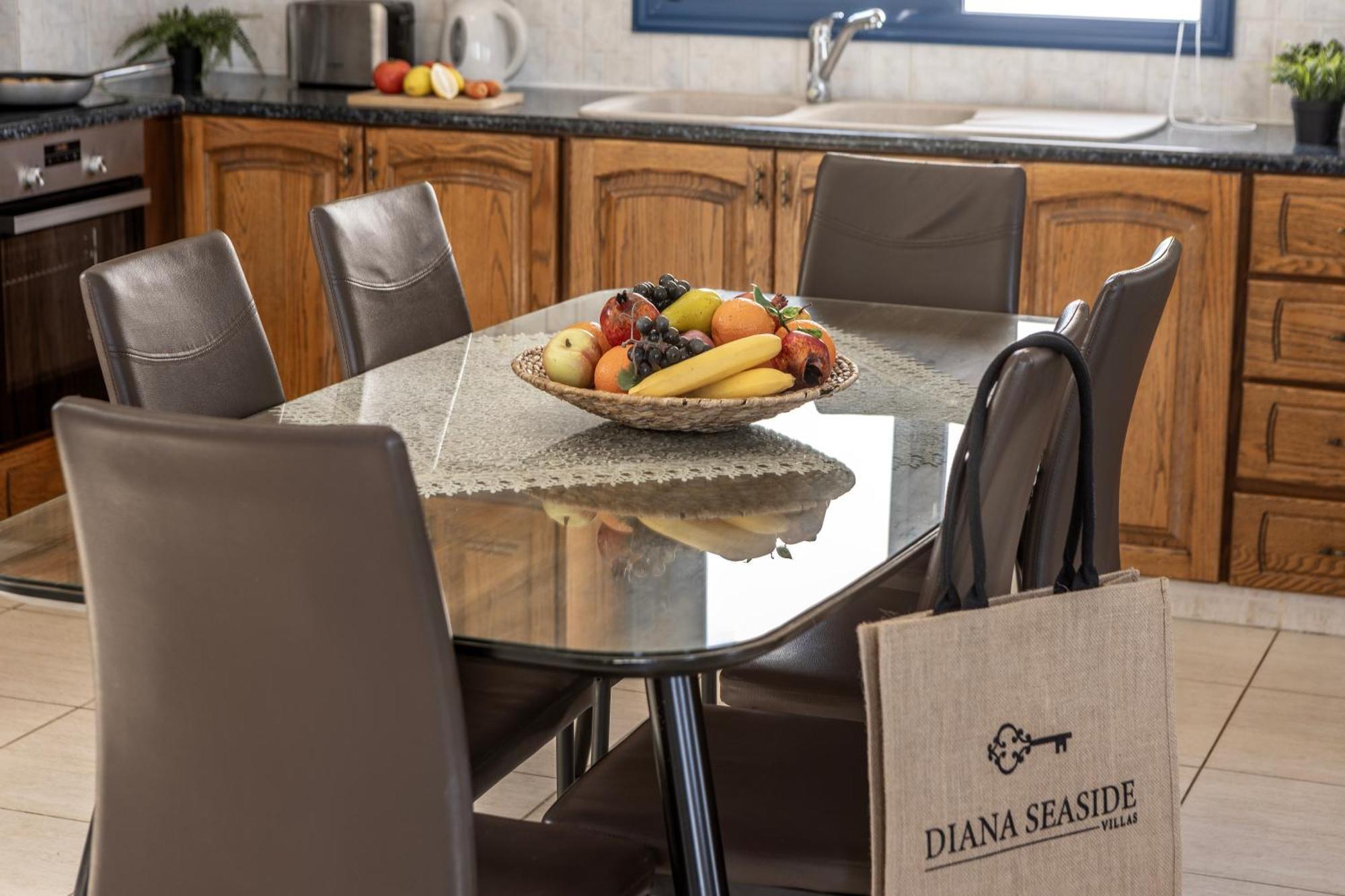 Diana Seaside Villas Pomos Luaran gambar