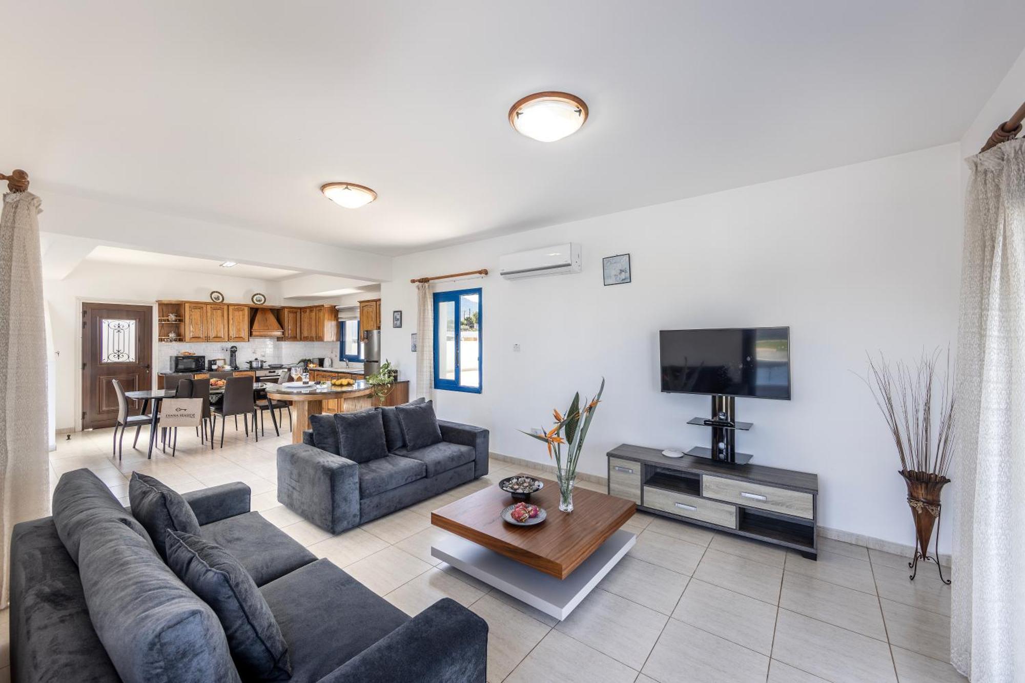 Diana Seaside Villas Pomos Luaran gambar