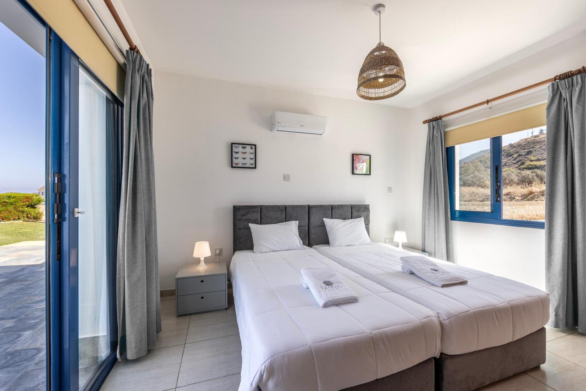 Diana Seaside Villas Pomos Luaran gambar